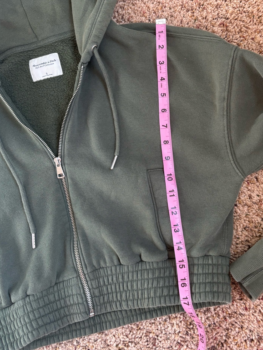 Abercrombie & Fitch Cropped Zip Hoodie in Olive Green - Picture 6 of 6